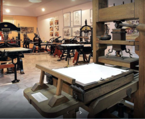 Although museums have been closed for about a month now, the common denominator is that more and more people are finding time to "tour" museums around the world to get to know their treasures through video and digital applications. Those who want to get to know one of the museums of our city, the Museum of Printing, Giannis and Eleni Garedaki, have the same opportunity. Now that the museums are near us with only one click, watch the video of the Museum of Typography but also snapshots from its previous events at http://www.typography-museum.gr/videos-el/.